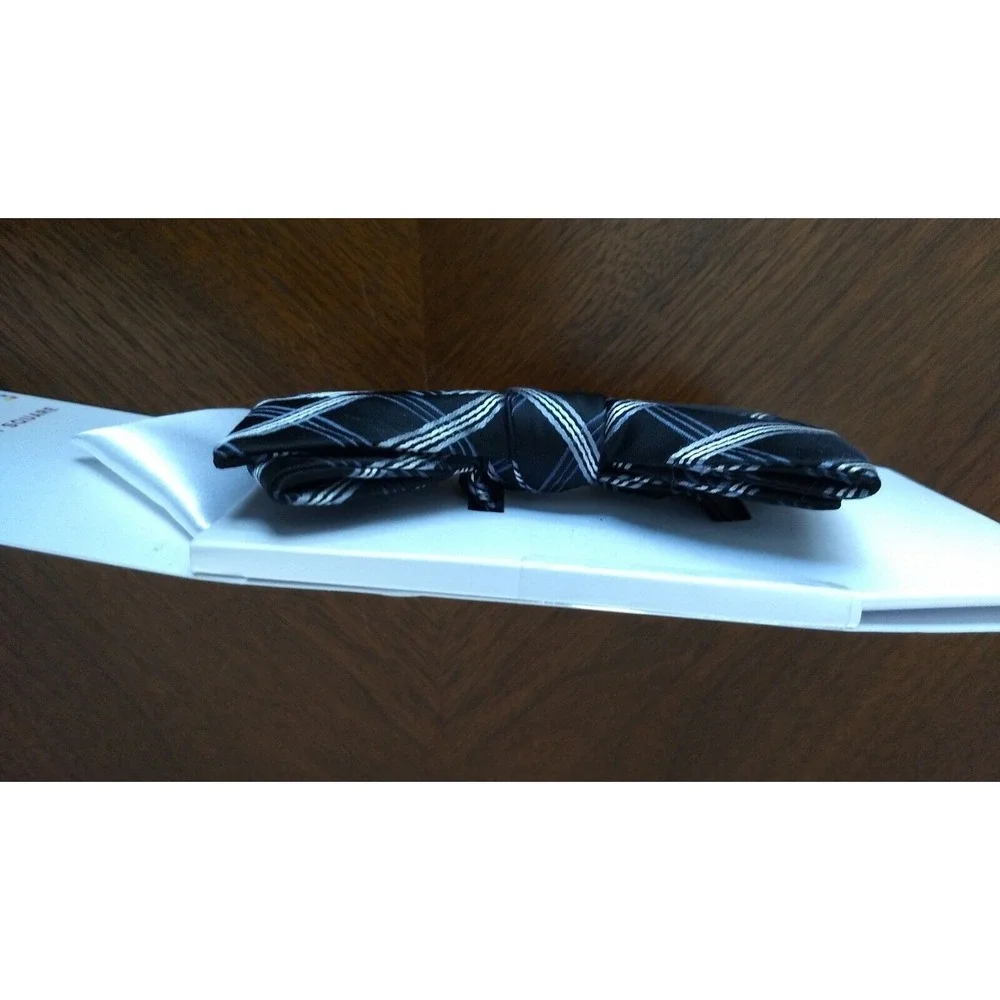 ALFANI SPECTRUM Men's‎ Bow Tie & Pocket Square Black w/ Gray White Stripes NEW - Picture 10 of 11